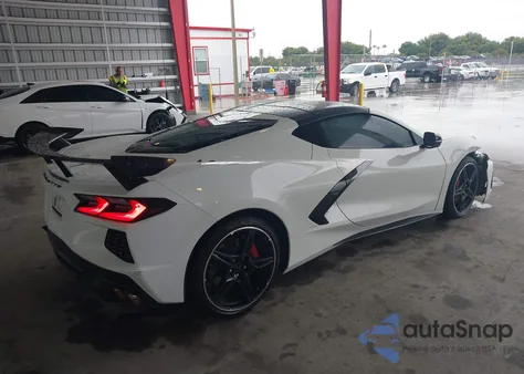 2021 Chevrolet Corvette Stingray Rwd 1Lt from USA, damaged, VIN 1G1YA2D45M5102209